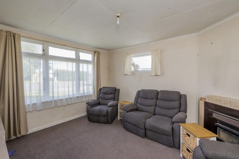 Photo of property in 10 Stuckey Street, Levin, 5510