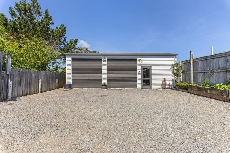 Photo of property in 14 Tohora Place, Spotswood, New Plymouth, 4310