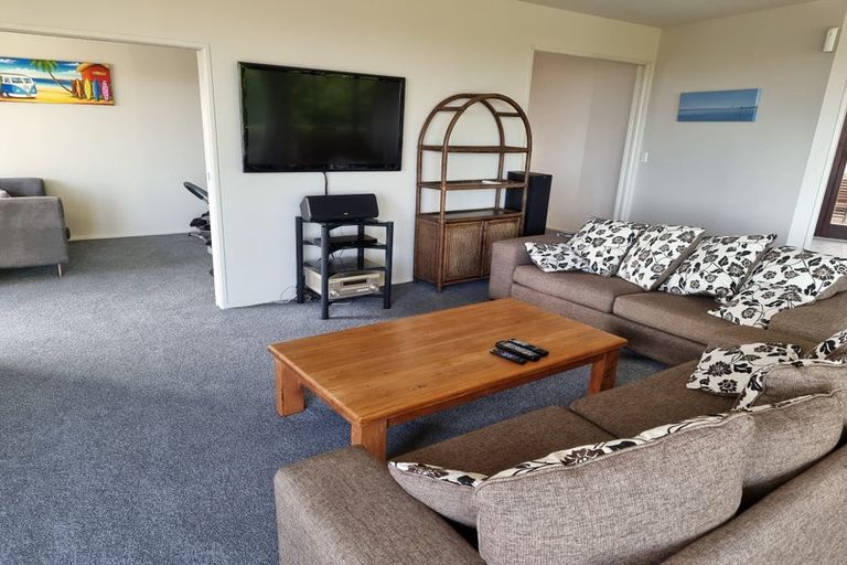 Photo of property in 10/2-22a Balmain Road, Chatswood, Auckland, 0626