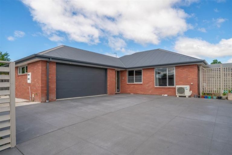 Photo of property in 2 Mimosa Lane, Yaldhurst, Christchurch, 8042