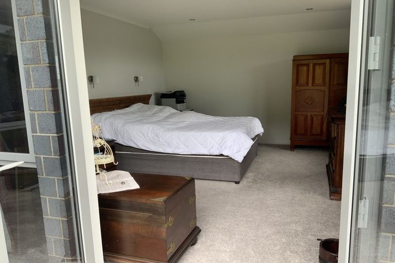 Photo of property in 16a Fernbrook Drive, Hurworth, New Plymouth, 4310