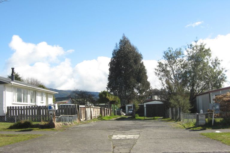 Photo of property in 81 Te Rangitautahanga Road, Turangi, 3334