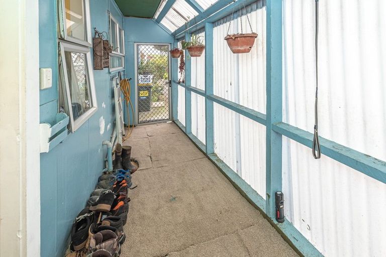 Photo of property in 63b Polson Street, Castlecliff, Whanganui, 4501