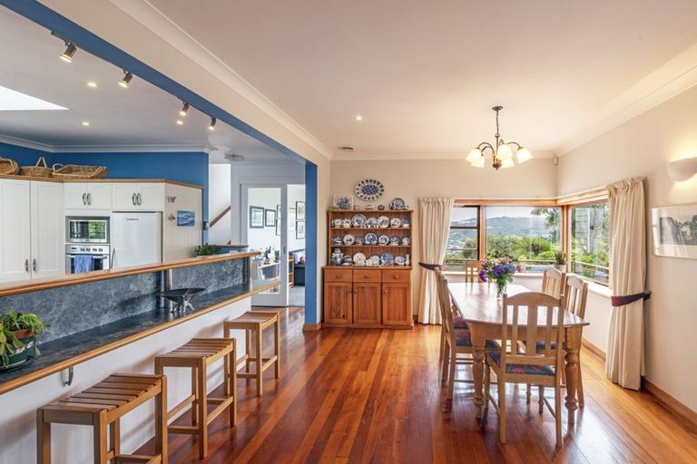 Photo of property in 100 Messines Road, Karori, Wellington, 6012