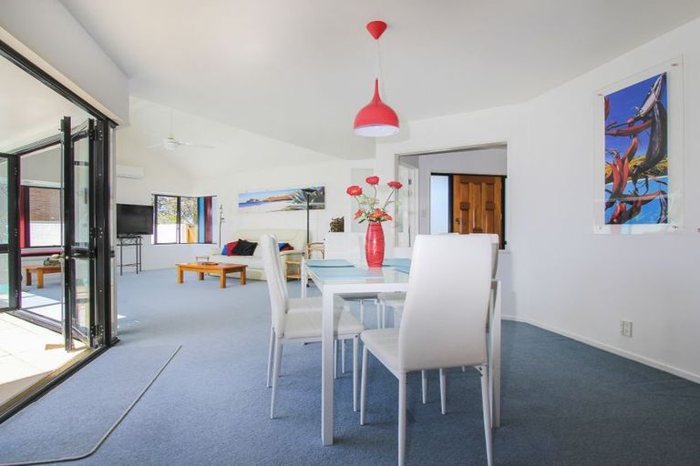 Photo of property in 20 Taitua Drive, Te Atatu South, Auckland, 0610