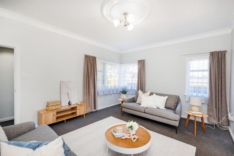 Photo of property in 230a Tremaine Avenue, Highbury, Palmerston North, 4412