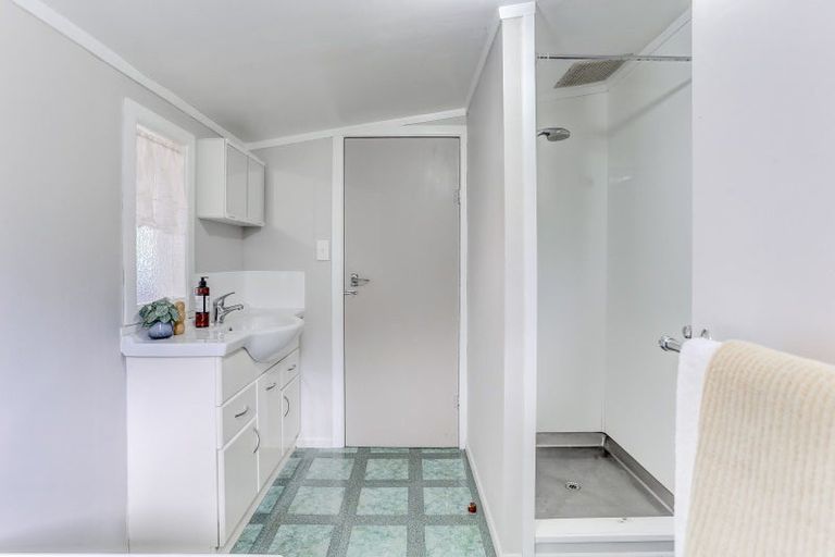 Photo of property in 49 Smith Street, Waverley, 4510