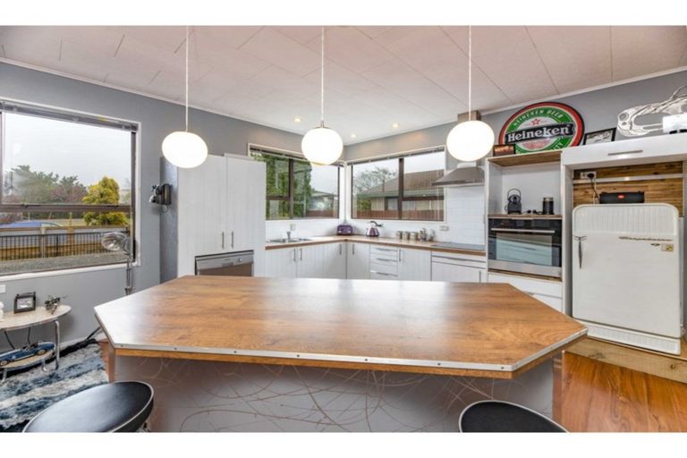 Photo of property in 40 Kowhai Avenue, Rangiora, 7400