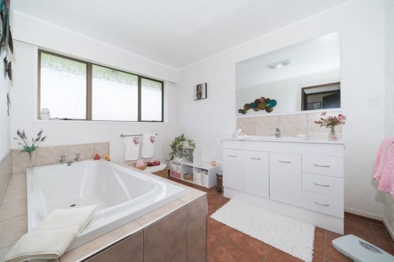 Photo of property in 6 Ashdown Crescent, Feilding, 4702