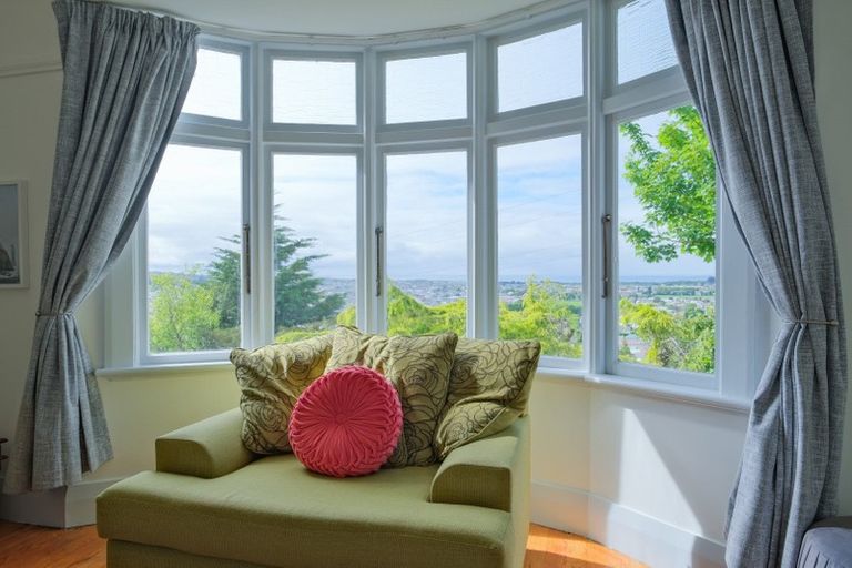 Photo of property in 17 Forfar Street, Clyde Hill, Dunedin, 9011