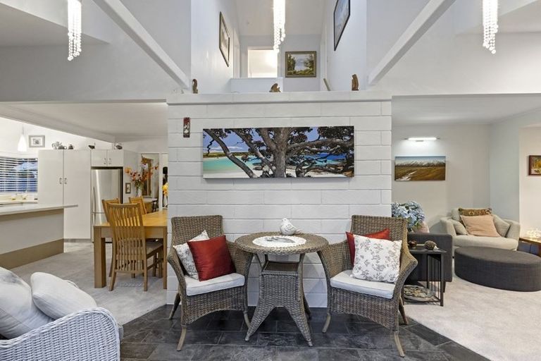 Photo of property in 2a Cephas Close, Sockburn, Christchurch, 8042