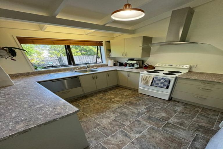 Photo of property in 172 Dickson Road, Papamoa Beach, Papamoa, 3118