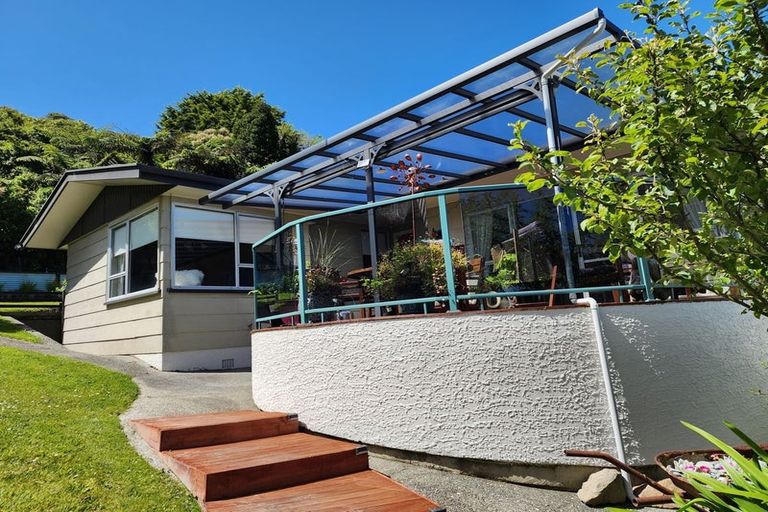 Photo of property in 15 Nolan Crescent, Karoro, Greymouth, 7805