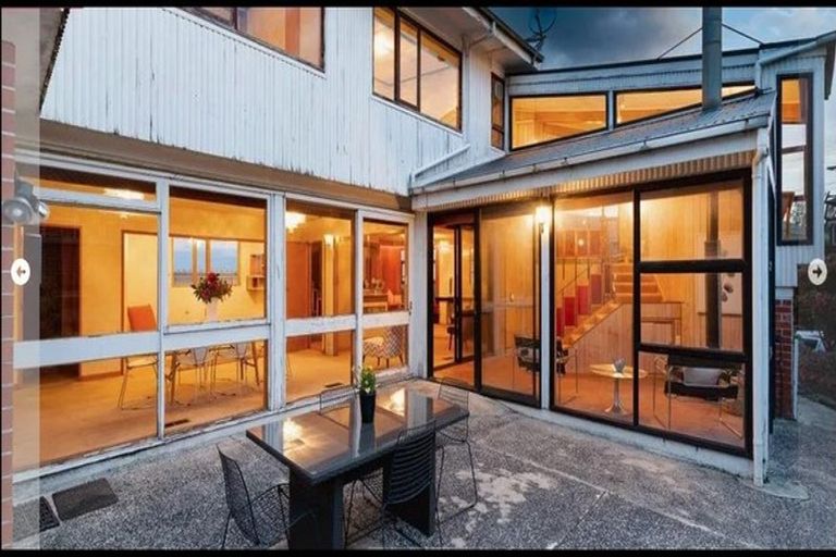 Photo of property in 70 Hawthorn Avenue, Mornington, Dunedin, 9011