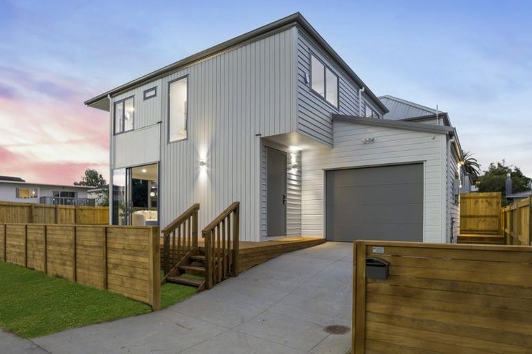 Photo of property in 168 Nile Road, Milford, Auckland, 0620