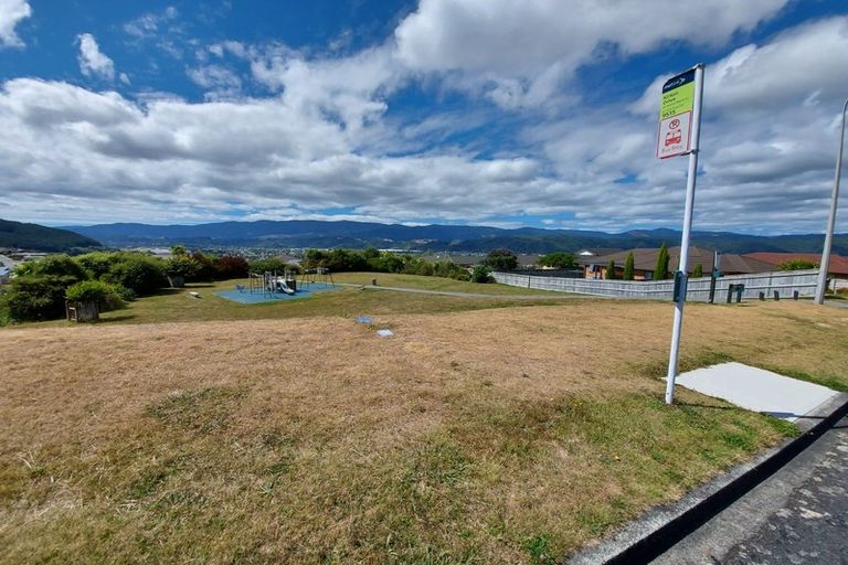 Photo of property in 45 Kirton Drive, Riverstone Terraces, Upper Hutt, 5018