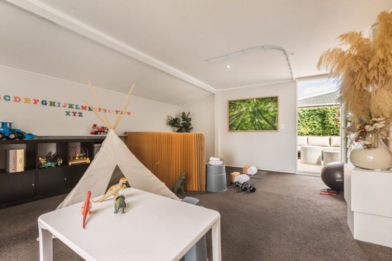 Photo of property in 29 Duke Street, Levin, 5510