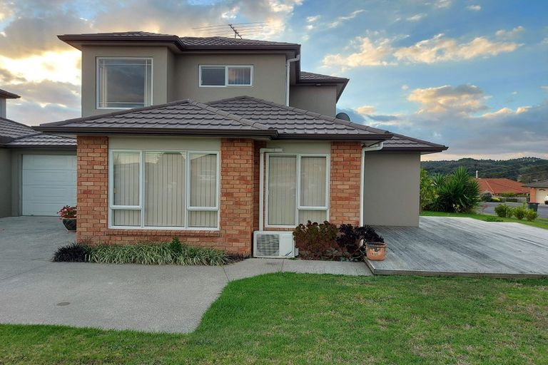 Photo of property in 1 Trillick Place, Tuakau, 2121