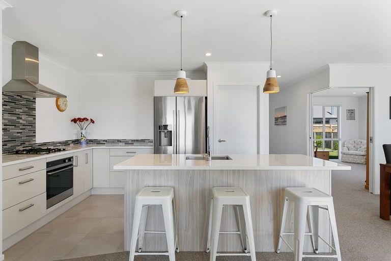 Photo of property in 10 Kara Place, Wharewaka, Taupo, 3330