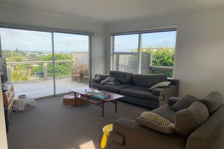 Photo of property in 33 Seon Place, Birkdale, Auckland, 0626