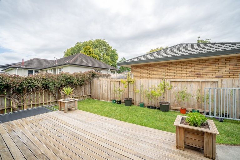 Photo of property in 110a Pahiatua Street, Hokowhitu, Palmerston North, 4410