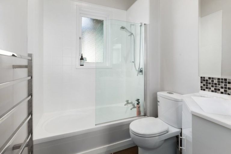 Photo of property in 52 William Street, Petone, Lower Hutt, 5012