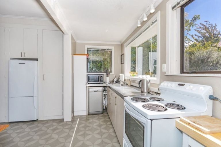 Photo of property in 2 Swynford Lane, Spreydon, Christchurch, 8024