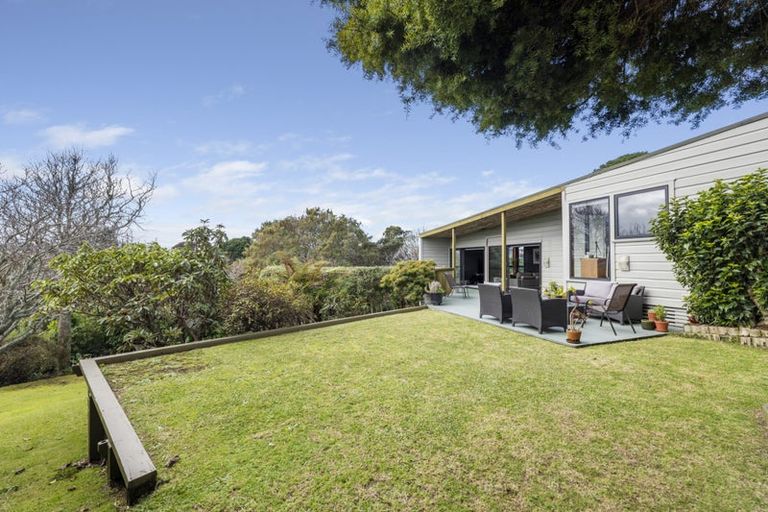 Photo of property in 23 Montana Place, Merrilands, New Plymouth, 4312