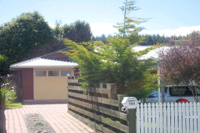 Photo of property in 184 Acacia Bay Road, Nukuhau, Taupo, 3330