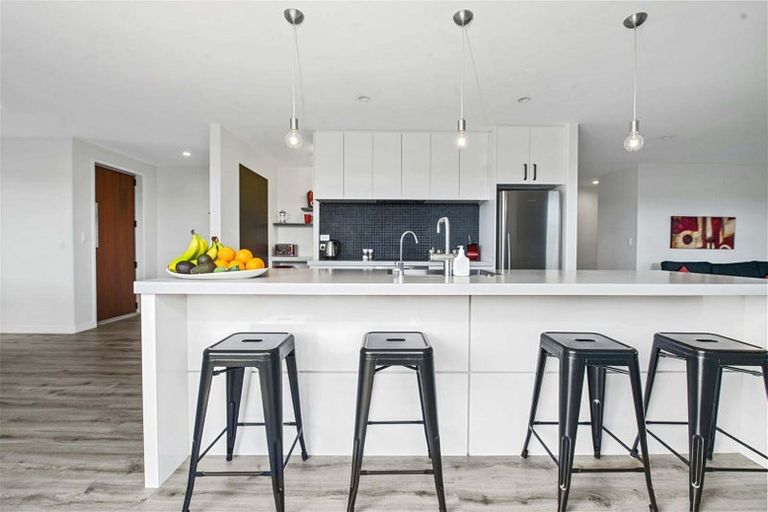 Photo of property in 120 The Boulevard, Papamoa Beach, Papamoa, 3118