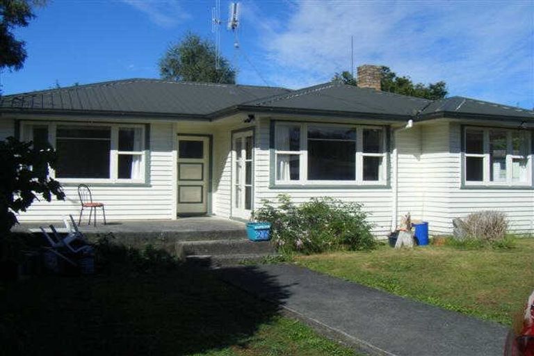 Photo of property in 20 Brocas Avenue, Hillcrest, Hamilton, 3216