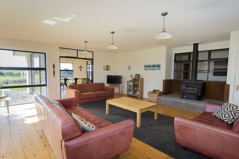 Photo of property in 81 Browns Road, Alma, Oamaru, 9491