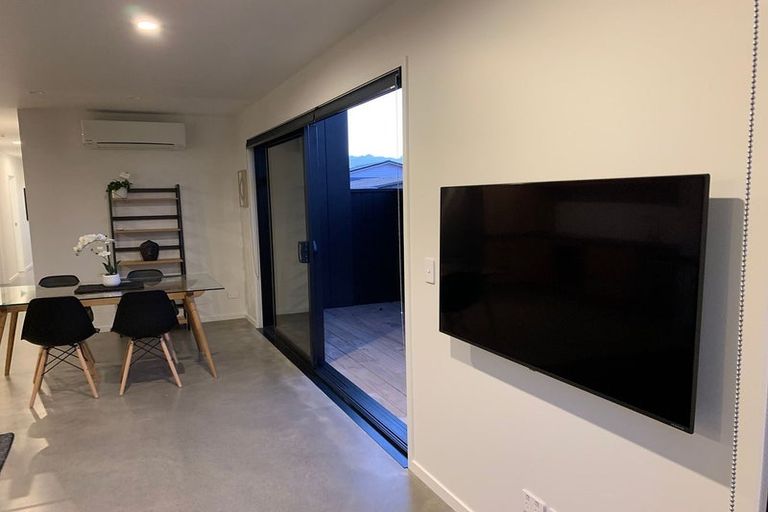 Photo of property in 9 Lyn Street, Lynmouth, New Plymouth, 4310