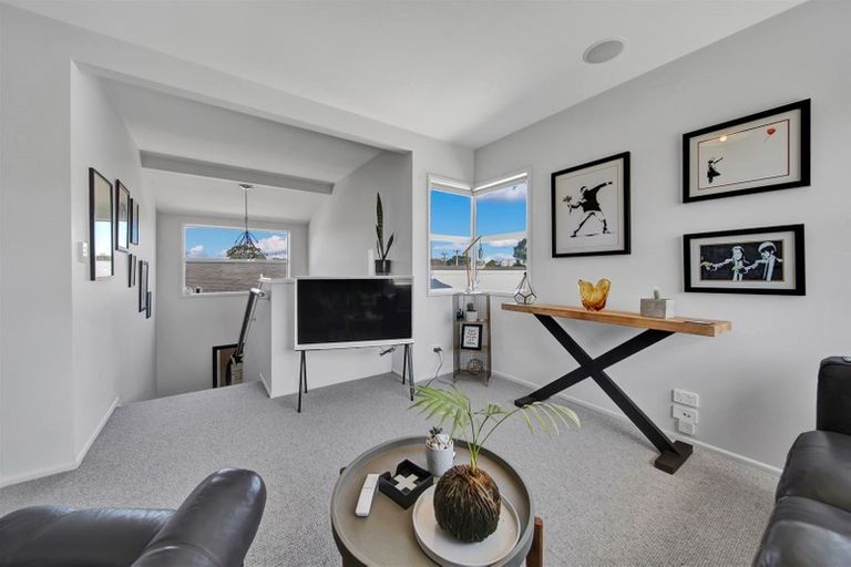 Photo of property in 19c Beach Street, Fitzroy, New Plymouth, 4312