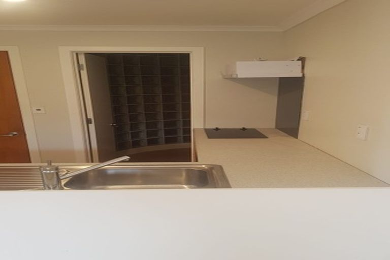 Photo of property in 61 Bleakhouse Road, Howick, Auckland, 2014