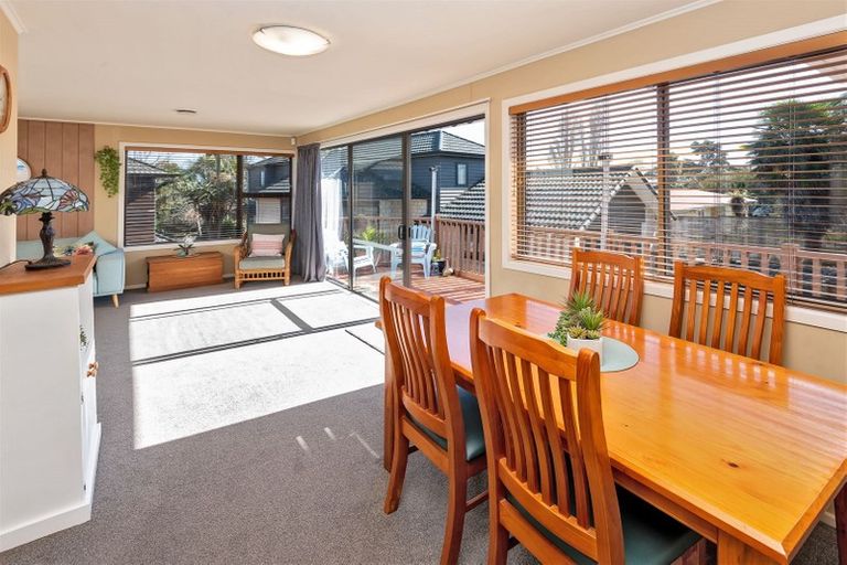 Photo of property in 105 Ridge Road, Howick, Auckland, 2014