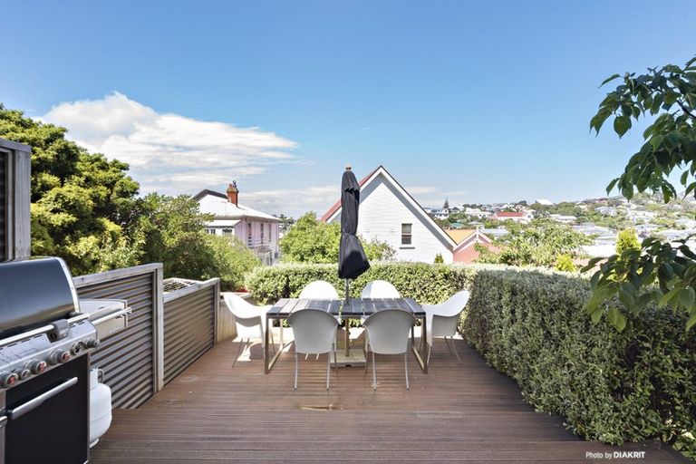 Photo of property in 22 Charlotte Avenue, Brooklyn, Wellington, 6021