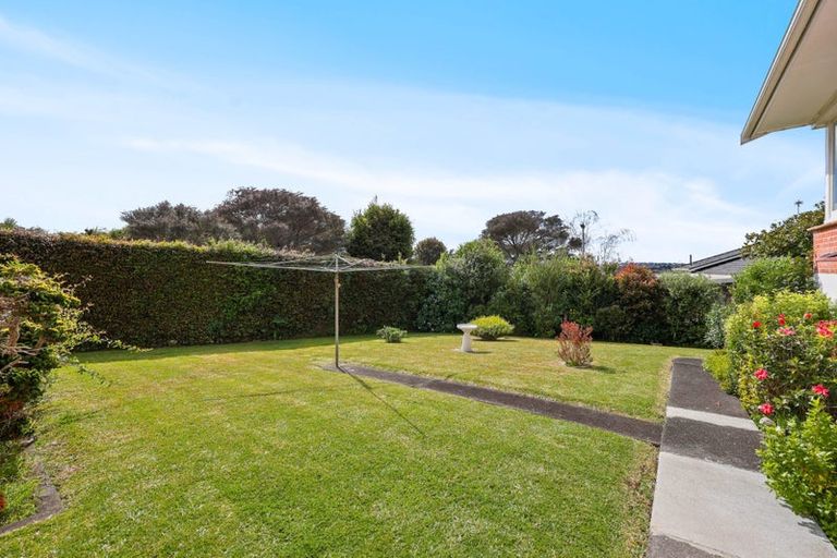 Photo of property in 5 Willow Way, Sunnyhills, Auckland, 2010