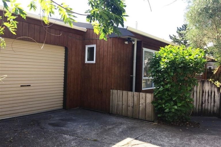 Photo of property in 10b Carlton Road, Pukekohe, 2120