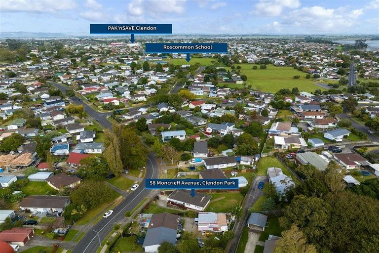 Photo of property in 58 Moncrieff Avenue, Clendon Park, Auckland, 2103