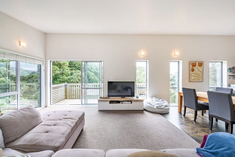 Photo of property in 6b Rawhiti Road, Pukerua Bay, 5026