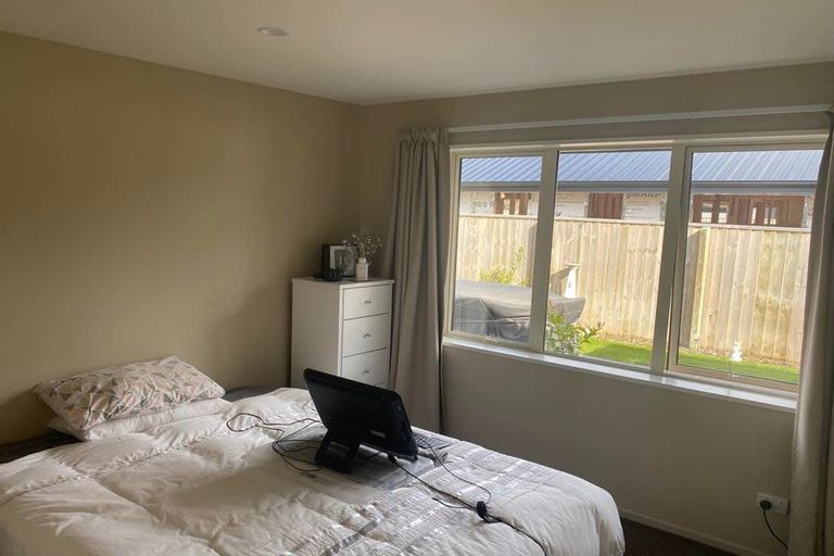 Photo of property in 23 Tara Crescent, Woodend, 7610