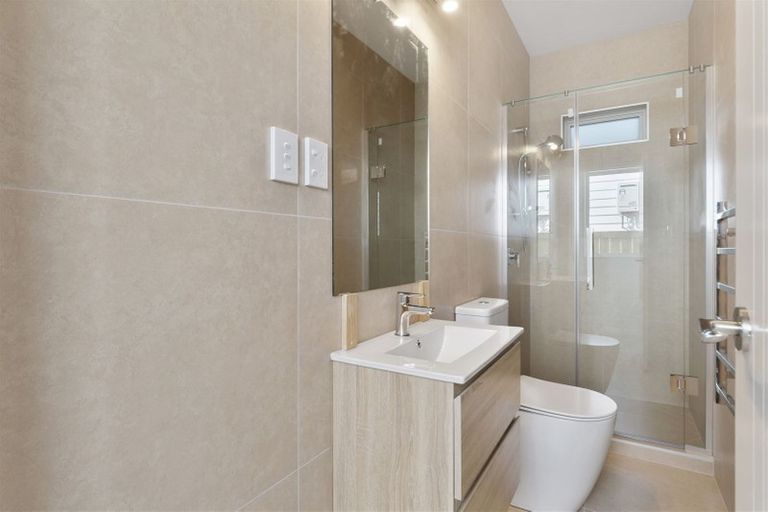 Photo of property in 27 Matakohe Road, Westgate, Auckland, 0814