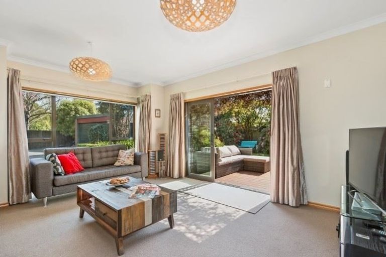 Photo of property in 31a Joyce Crescent, Ilam, Christchurch, 8041