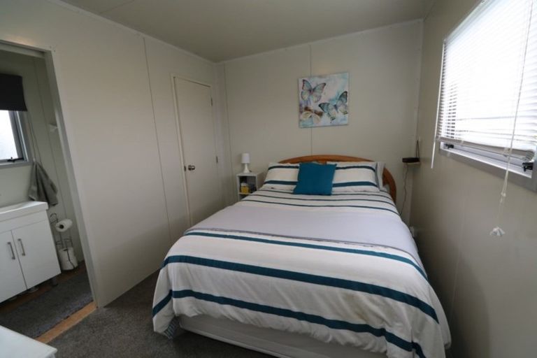 Photo of property in 27a Seabury Avenue, Foxton Beach, Foxton, 4815