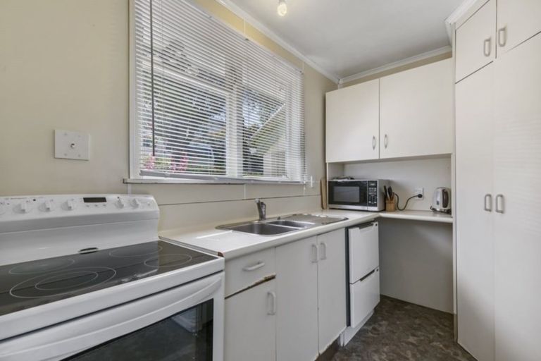 Photo of property in 7 Gloucester Street, Cannons Creek, Porirua, 5024