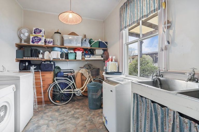 Photo of property in 15 Montrose Street, Waiau, 7332