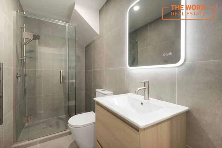 Photo of property in 5/399 Massey Road, Mangere East, Auckland, 2024