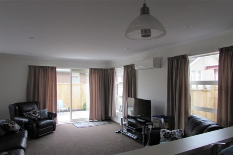 Photo of property in 18c Sinclair Street, Ebdentown, Upper Hutt, 5018