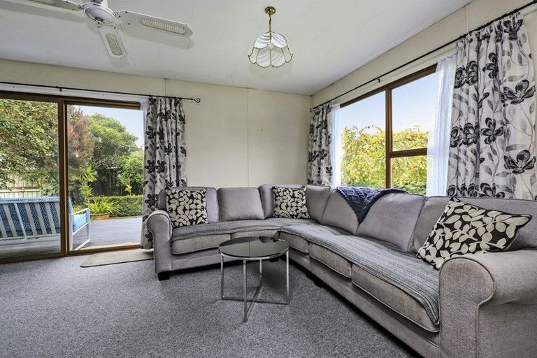 Photo of property in 13 Kirkcaldy Place, Flaxmere, Hastings, 4120